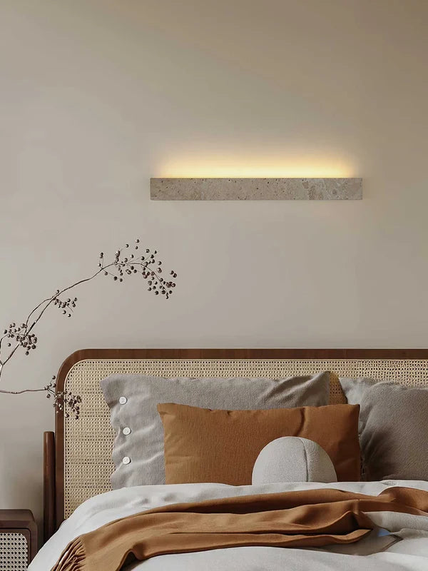 Applique En Travertin Linéaire Moderne Ardora - Luminaire LED De Chambre