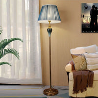 Lampadaire Moderne Tiffany à LED – Luminaire en Métal et Tissu pour Salon