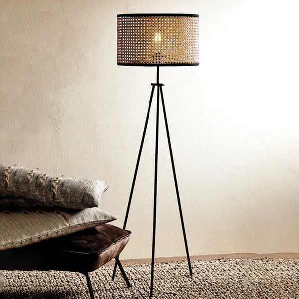 Lampadaire Trépied LED Naturel Ritta - Luminaire En Rotin Tressé