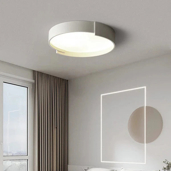 Plafonnier Rond Ruban Métal Asymétrique - Design Contemporain Minimaliste