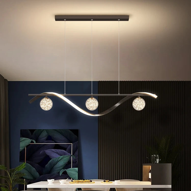 Suspension Arisha – Luminaire en Métal et Verre avec Boules Lumineuses