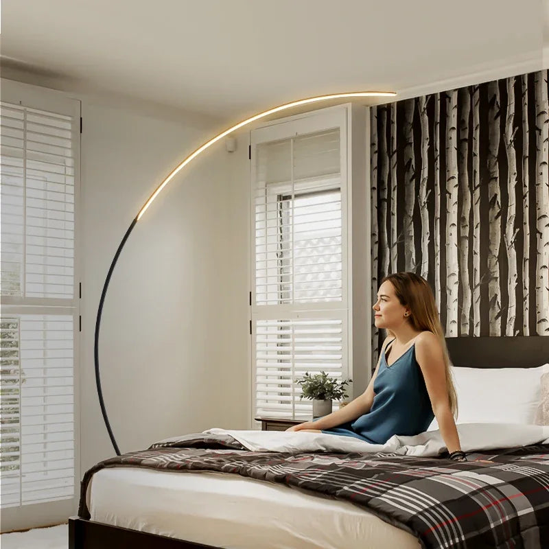 Lampadaire Moderne Arisha à LED – Luminaire Arche en Métal et Silicone