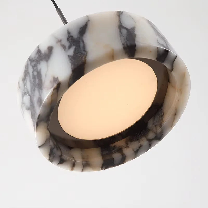 Suspension Glide - Luminaire moderne et minimaliste en marbre