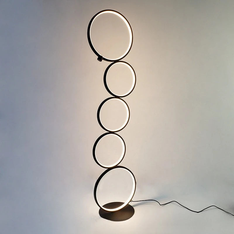 Lampadaire LED Moderne Arisha – Luminaire à Multiples Anneaux