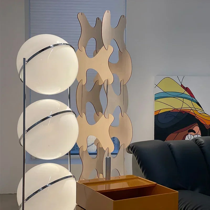 Lampadaire Moderne En Acrylique Garrault-Delord - Luminaire Minimaliste Sphérique
