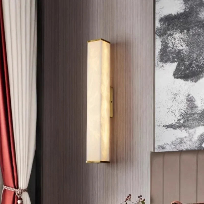 Applique Contemporaine En Laiton Et Albâtre Vithaira - Luminaire Moderne