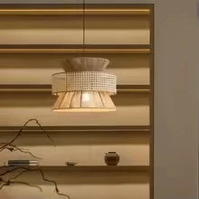 Suspension Ophelia en Rotin – Luminaire Naturel Stratifié