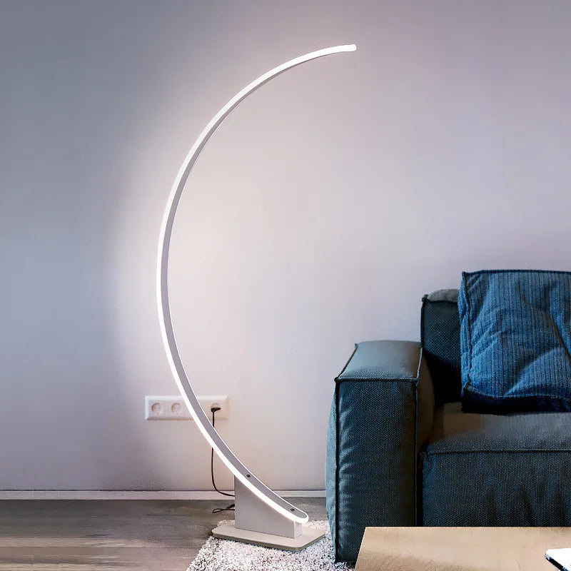 Lampadaire Réglable Arisha en Métal – Luminaire Moderne Circulaire