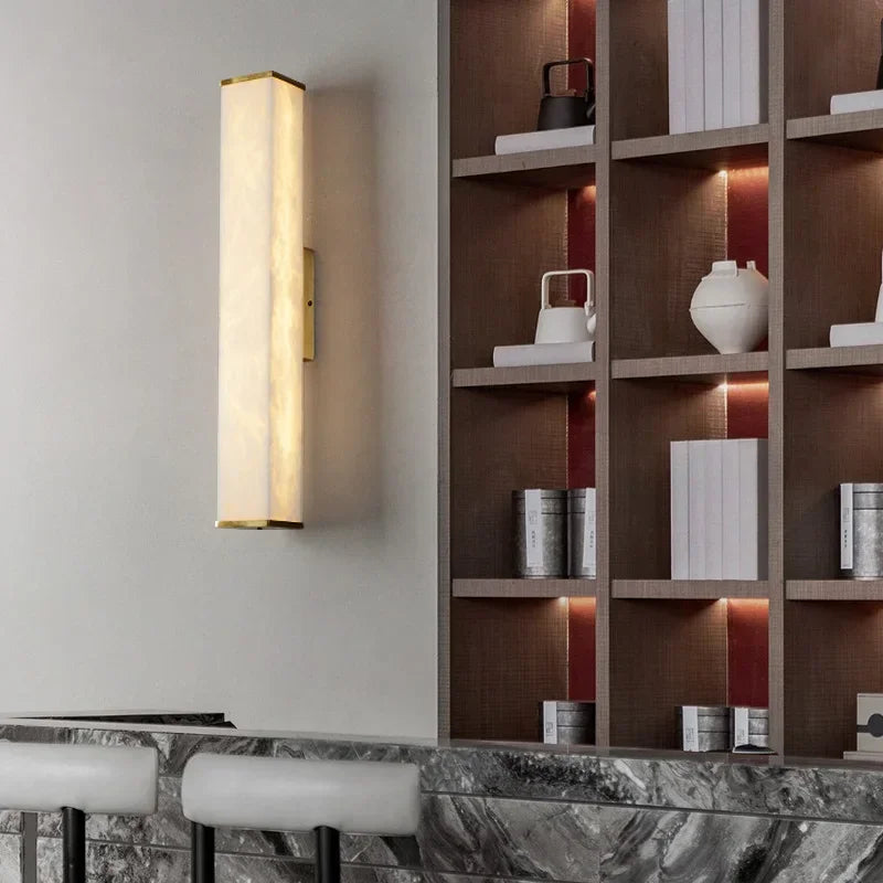 Applique Contemporaine En Laiton Et Albâtre Vithaira - Luminaire Moderne