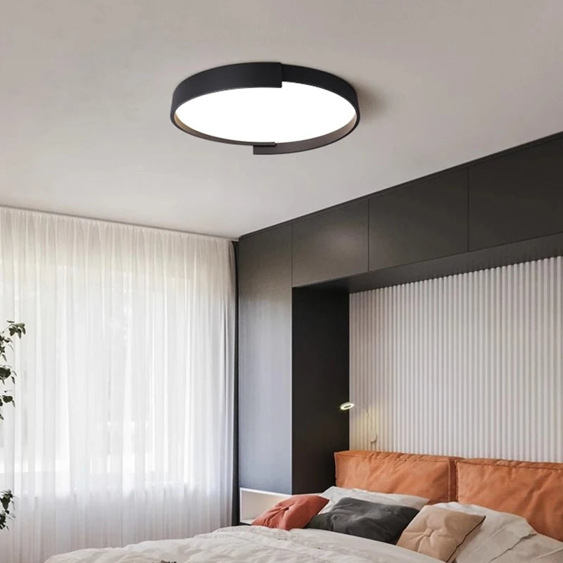 Plafonnier Rond Ruban Métal Asymétrique - Design Contemporain Minimaliste