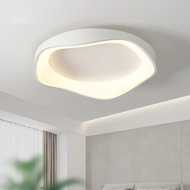 Plafonnier Organique Effet Galet Évidé Blanc Mat - Luminaire Minimaliste