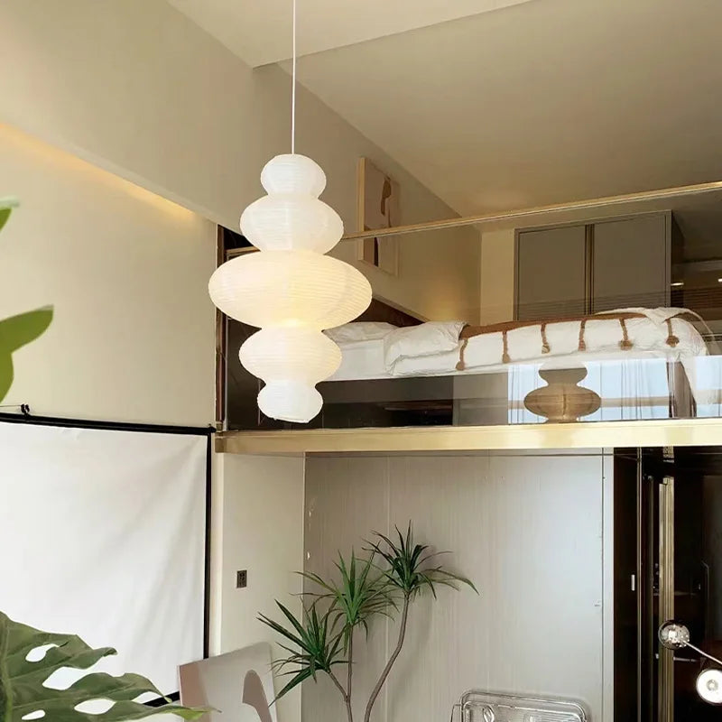 Lampe suspendue Ritta - Japonaise en papier sculptural à brancher