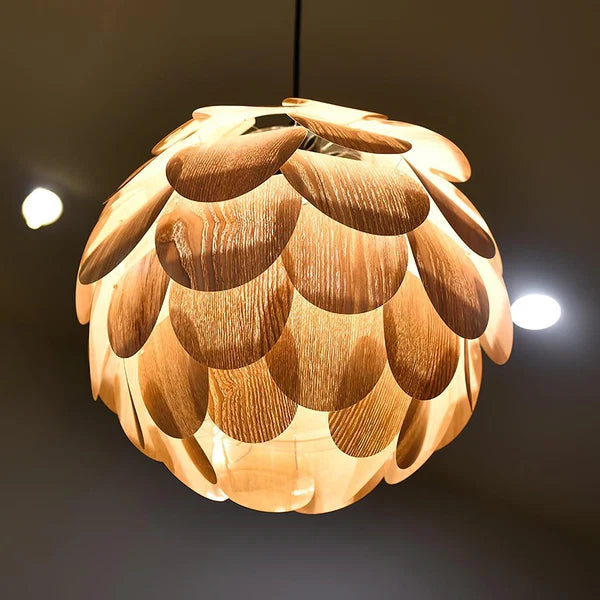 Suspension Boule en Placage Bois Écailles – Luminaire Scandinave