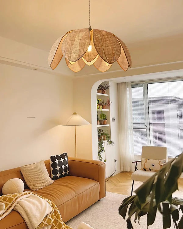 Suspension Fleur de Lotus en Rotin Naturel - Luminaire Minimaliste