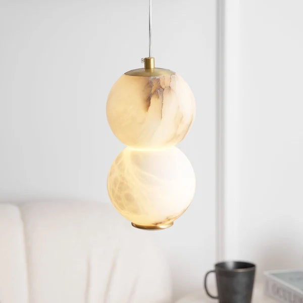 Suspension Minimaliste en Albâtre Elore Pearl – Luminaire à Perle Lumineuse