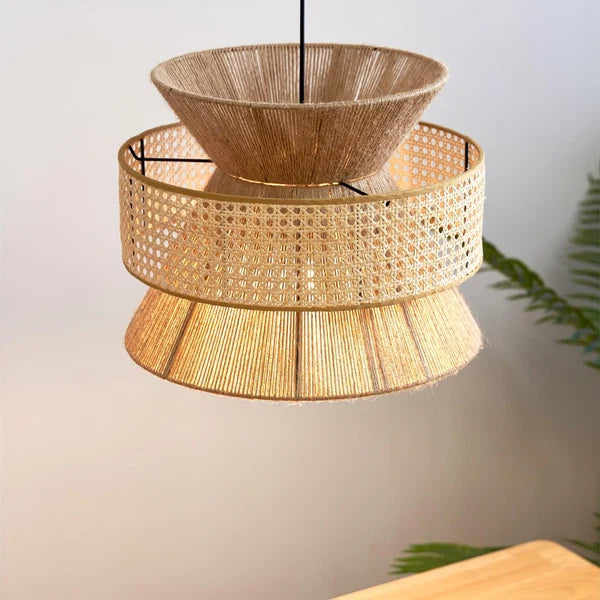 Suspension Ophelia en Rotin – Luminaire Naturel Stratifié