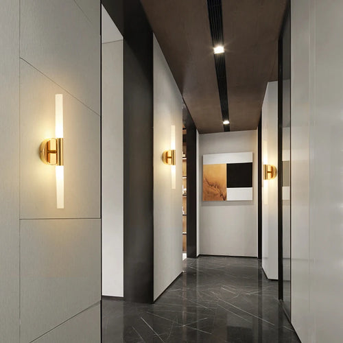 Applique Mural "Flambeau Moderne" – Finition Or et Tubes LED Mes Luminaires