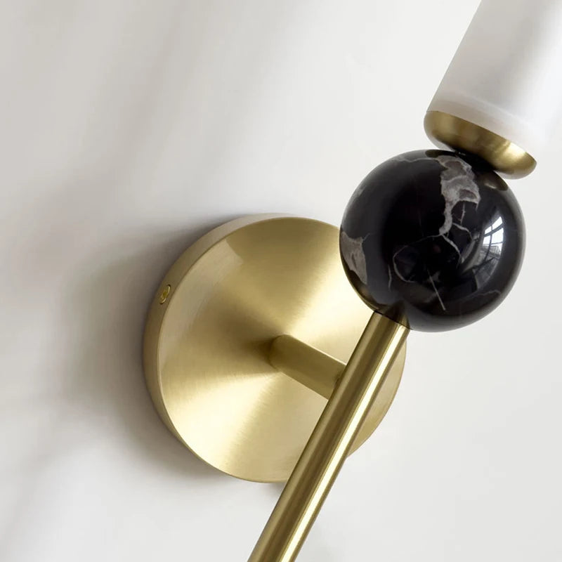 Applique Murale Laiton et Marbre Noir avec Diffuseur en Albâtre Mes Luminaires