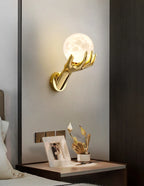 Applique Murale LED Lune avec Support Main en Résine Dorée Mes Luminaires