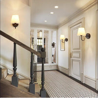 Applique Murale "Majestic" – Laiton Satiné et Abat-jour Beige Mes Luminaires