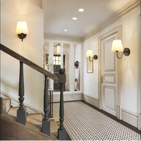 Applique Murale "Majestic" – Laiton Satiné et Abat-jour Beige Mes Luminaires