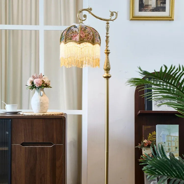 Lampadaire "Antiquaire" – Luminaire de Salon en Tissu Floral Mes Luminaires