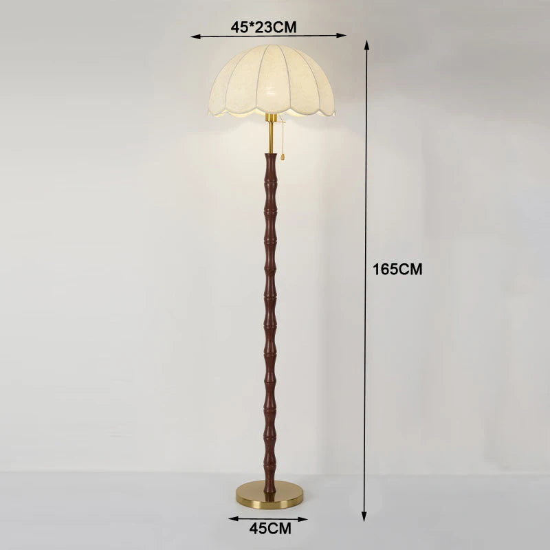 Lampadaire Vintage en Bois de Bambou et Laiton Doré Mes Luminaires