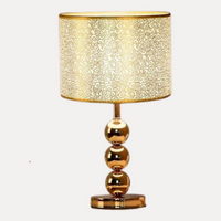 Lampe à Poser "Palace" – Luminaire Chic à Motifs Volutes Mes Luminaires
