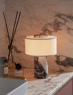 Lampe de Bureau "Terre & Pierre" – Duo Chic Marbre et Textile Mes Luminaires