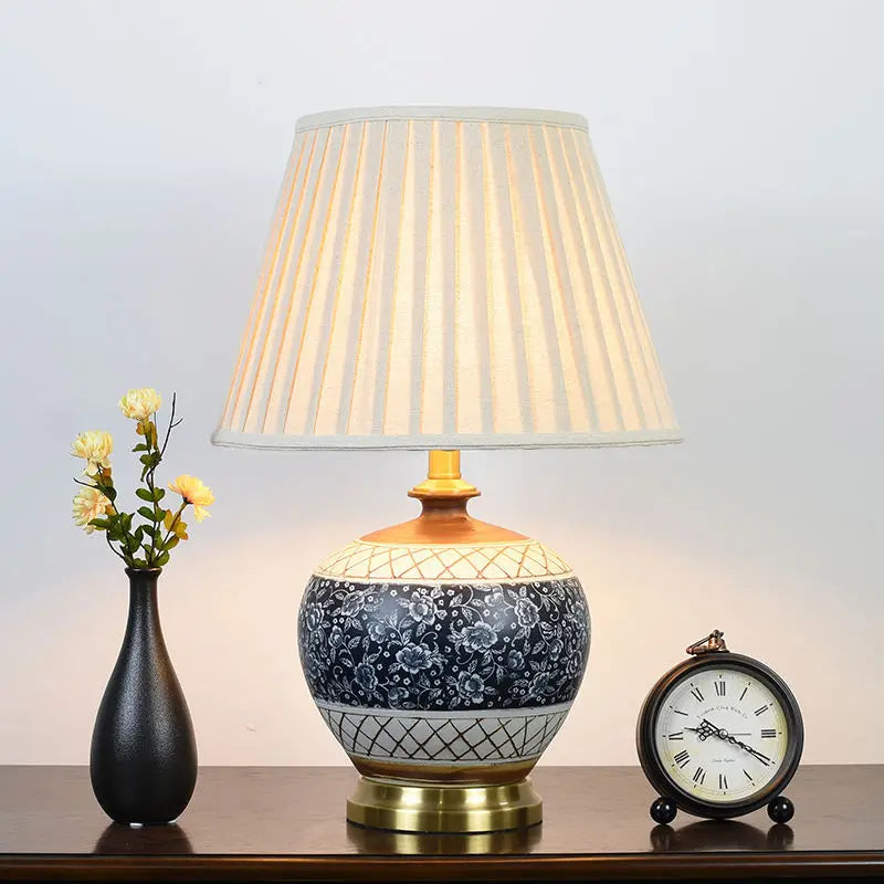 Lampe de Table Bleu Classique "Heritage" – Pied en Céramique Peinte Mes Luminaires