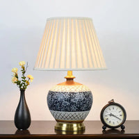 Lampe de Table Bleu Classique "Heritage" – Pied en Céramique Peinte Mes Luminaires