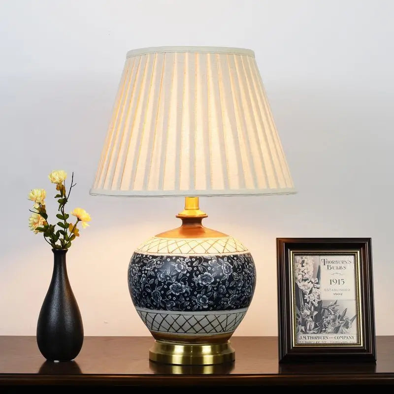 Lampe de Table Bleu Classique "Heritage" – Pied en Céramique Peinte Mes Luminaires