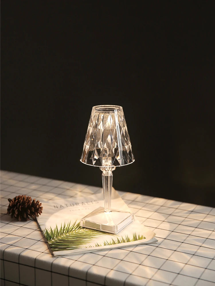 Lampe de Table "Prisme" – Luminaire en Acrylique à Effet Cristal Mes Luminaires