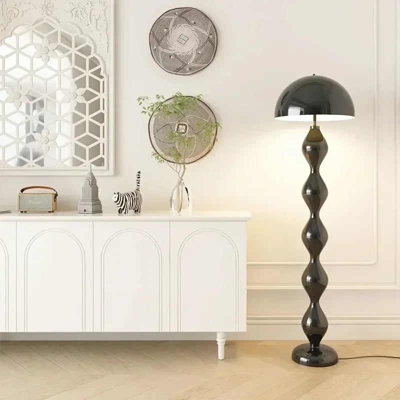 Luminaire de Salon Sculptural en Métal  – Abat-jour Dôme Mes Luminaires