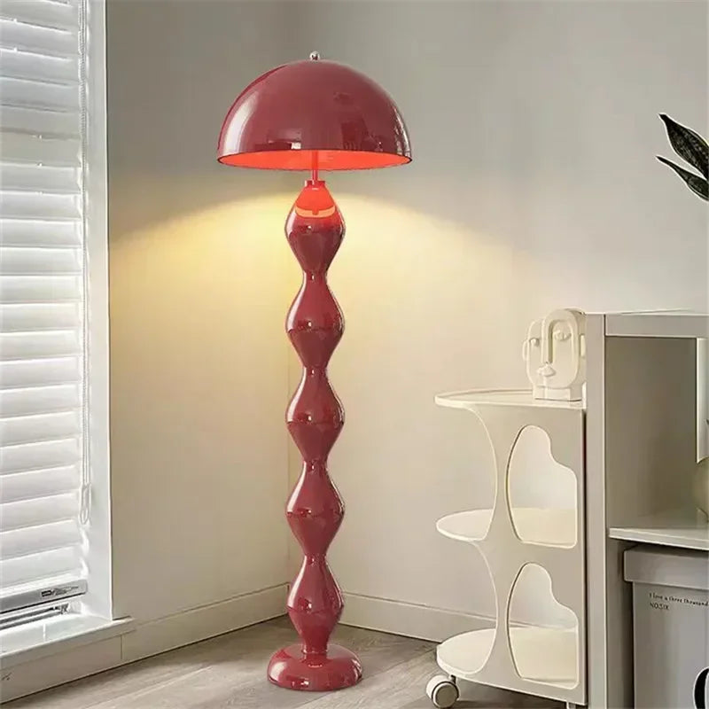 Luminaire de Salon Sculptural en Métal  – Abat-jour Dôme Mes Luminaires