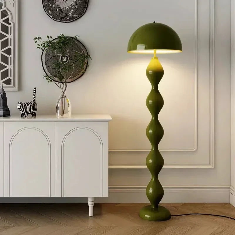 Luminaire de Salon Sculptural en Métal  – Abat-jour Dôme Mes Luminaires