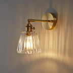 Luminaire Mural Vintage en Verre Côtelé – Finition Or Mes Luminaires
