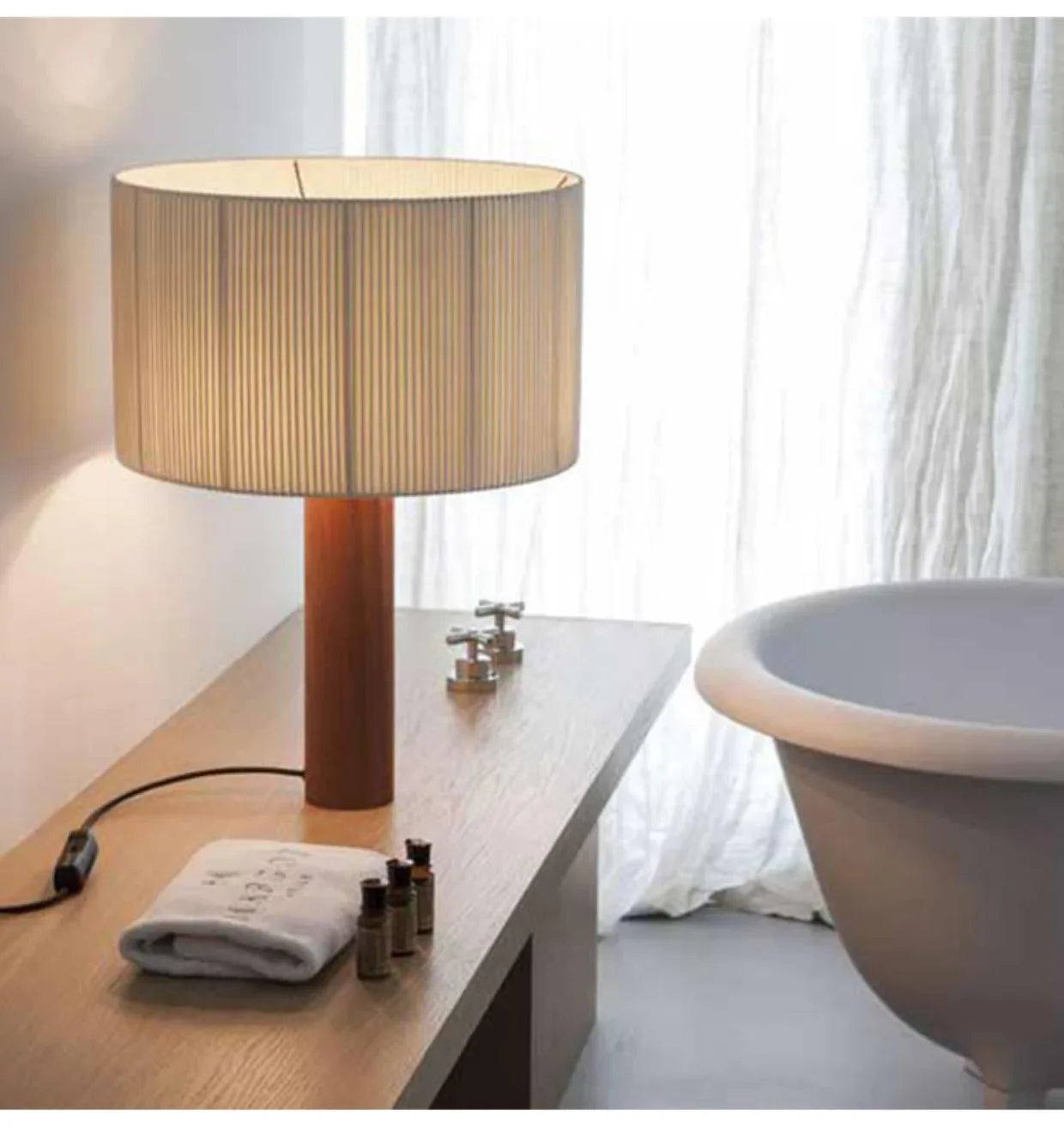 Luminaire "Zen Wood" – Lampe d'Ambiance aux Lignes Minimalistes Mes Luminaires