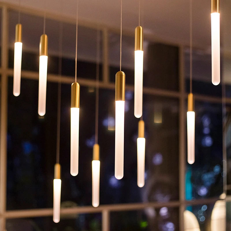 Lustre Cascade LED "Éclat Vertical" - Luminaire pour Plafond Haut Mes Luminaires