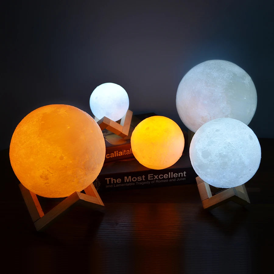 Veilleuse de Nuit "Pleine Lune" – Globe Lumineux 3D et Support en Bois Naturel Mes Luminaires
